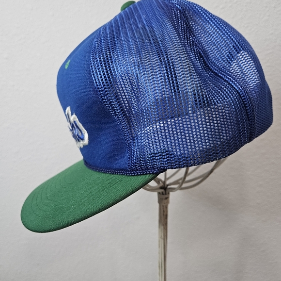 Sports Specialties Vintage Seahawks trucker hat - Picture 2 of 6